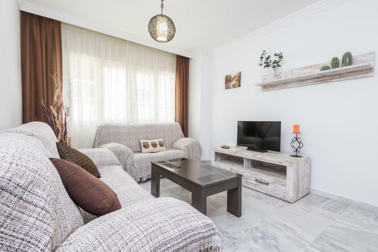 Apartamento Alaska 800 m de la Playa Parking Privado Málaga Exterior foto